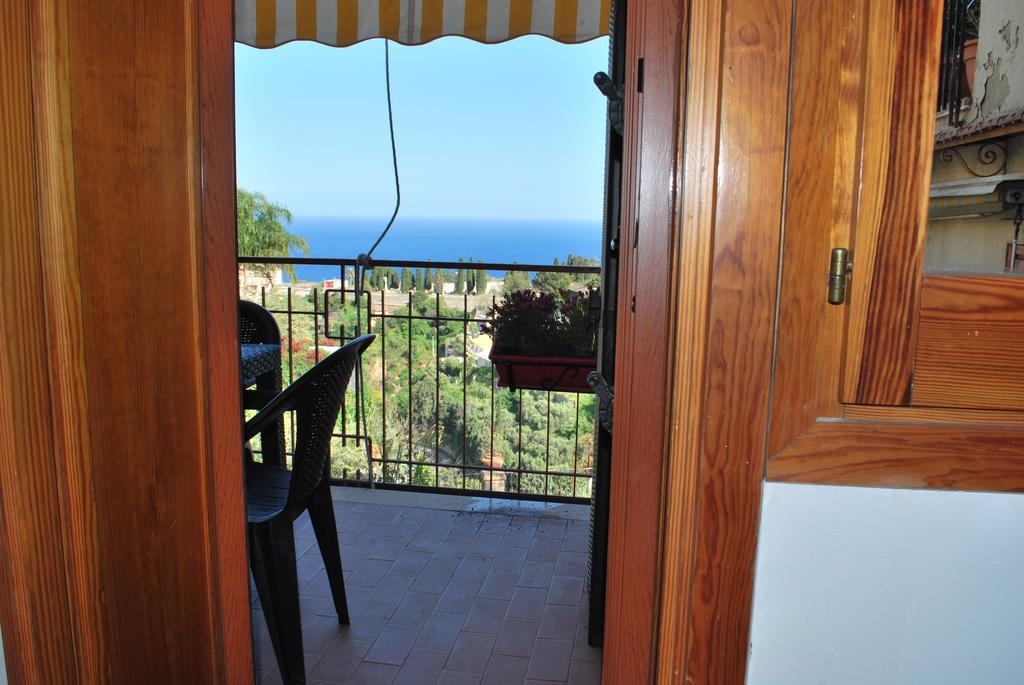 Profumo Di Lavanda Taormina Apartment Exterior photo